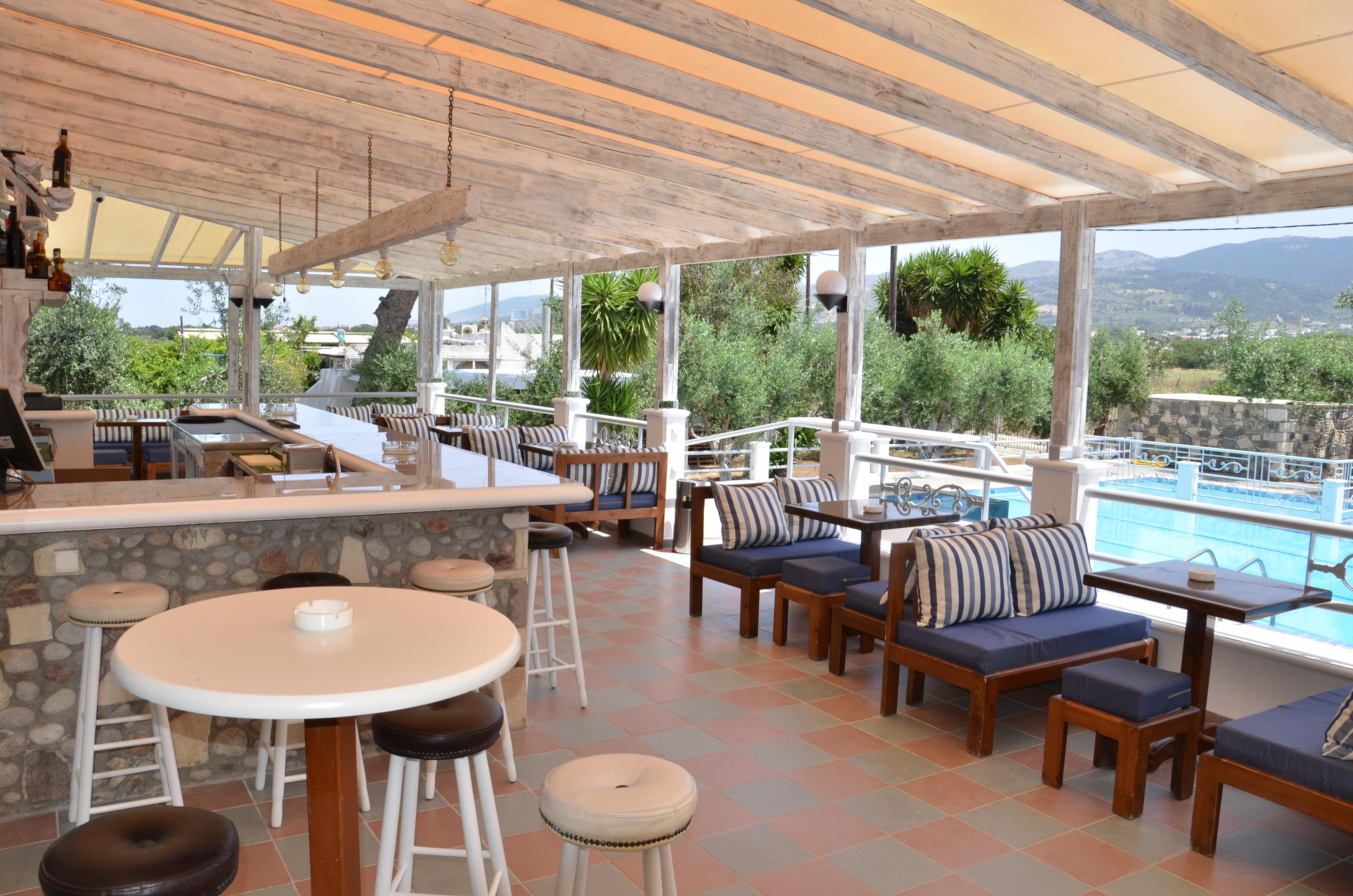Blue Nest Hotel Тігакі Екстер'єр фото