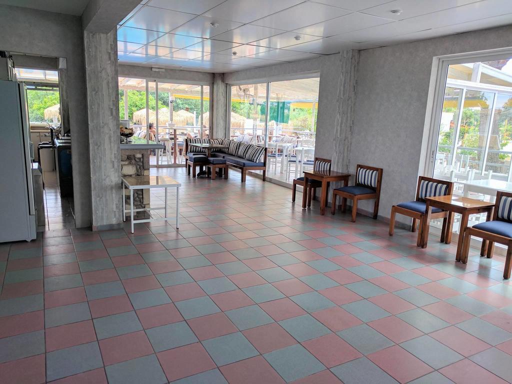 Blue Nest Hotel Тігакі Екстер'єр фото
